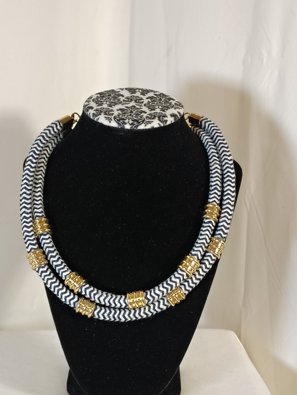 Choker Necklace